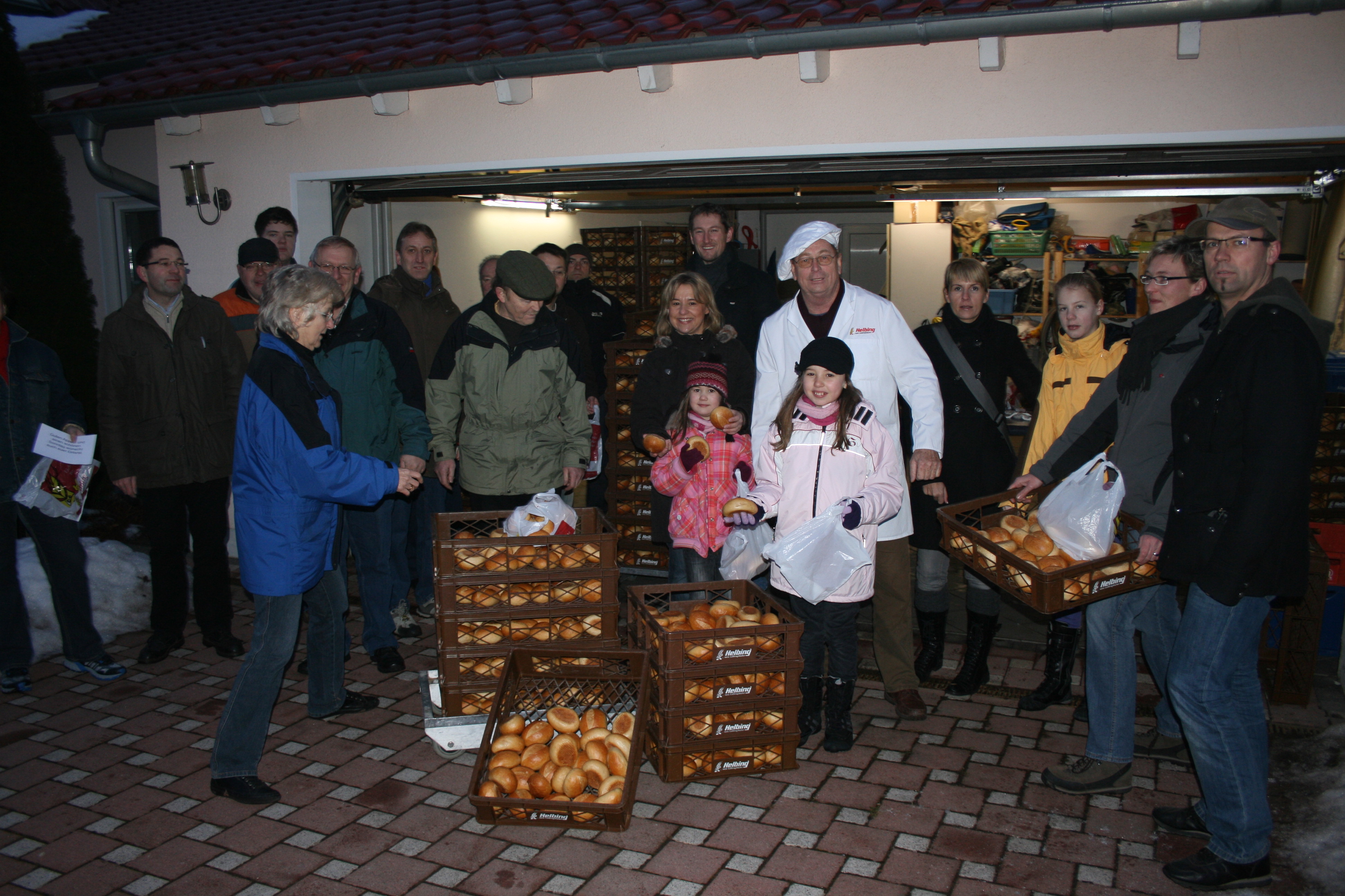 Morgens um sieben mit 3.000 Br�tchen